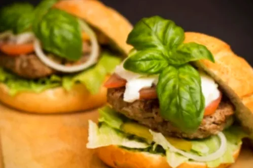 통영 굴 맛집 베스트 10 카테고리 제품 단독 컷, 흰 배경 스튜디오 조명